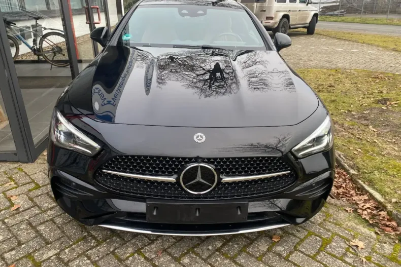 Mercedes-Benz CLE 220 (Clasa CLE) din 2024 cu 52.800 km - oferta MER188900 - foto 2