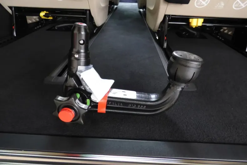 Mercedes-Benz V 300 (Clasa V) din 2026 cu 85 km - oferta MER188904 - foto 15