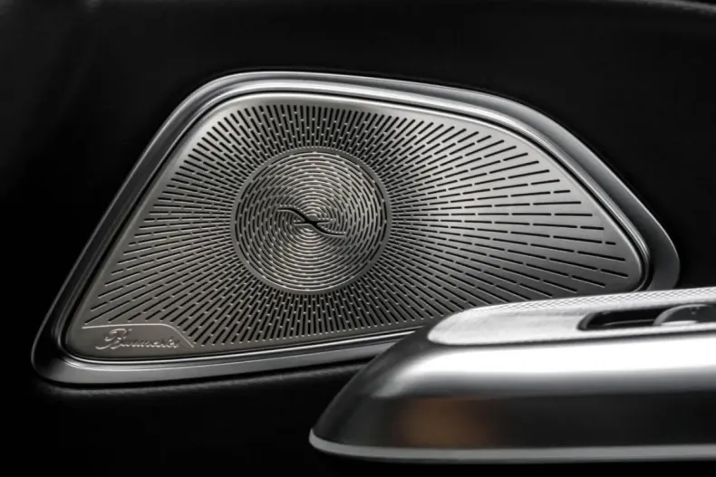 Mercedes-Benz E 200 (Clasa E) din 2025 cu 9.664 km - oferta MER188905 - foto 12