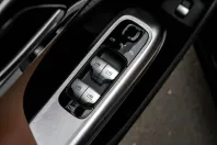 Mercedes-Benz E 200 (Clasa E) din 2025 cu 9.664 km - oferta MER188905 - foto 13