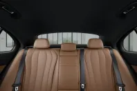 Mercedes-Benz E 200 (Clasa E) din 2024 cu 19.037 km - oferta MER188908 - foto 14