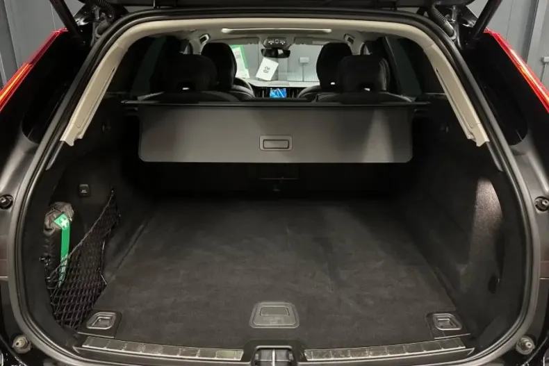 Volvo XC60 din 2023 cu 85.000 km - oferta VOL188909 - foto 28