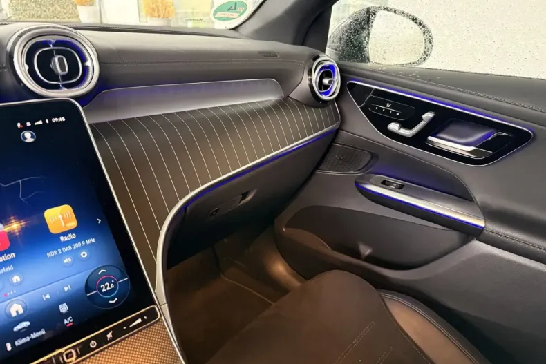 Mercedes-Benz GLC 220 (Clasa GLC) din 2024 cu 13.500 km - oferta MER188910 - foto 15