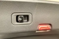 Mercedes-Benz GLC 220 (Clasa GLC) din 2024 cu 13.500 km - oferta MER188910 - foto 17