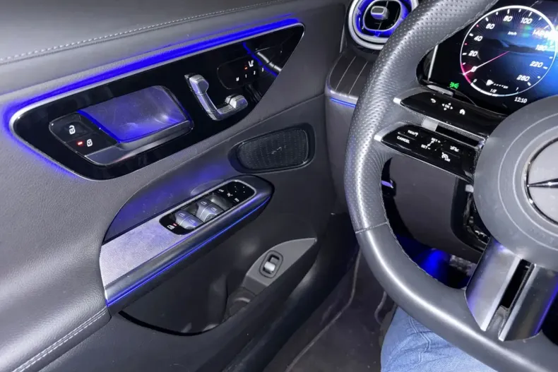 Mercedes-Benz GLC 220 (Clasa GLC) din 2024 cu 13.500 km - oferta MER188910 - foto 22