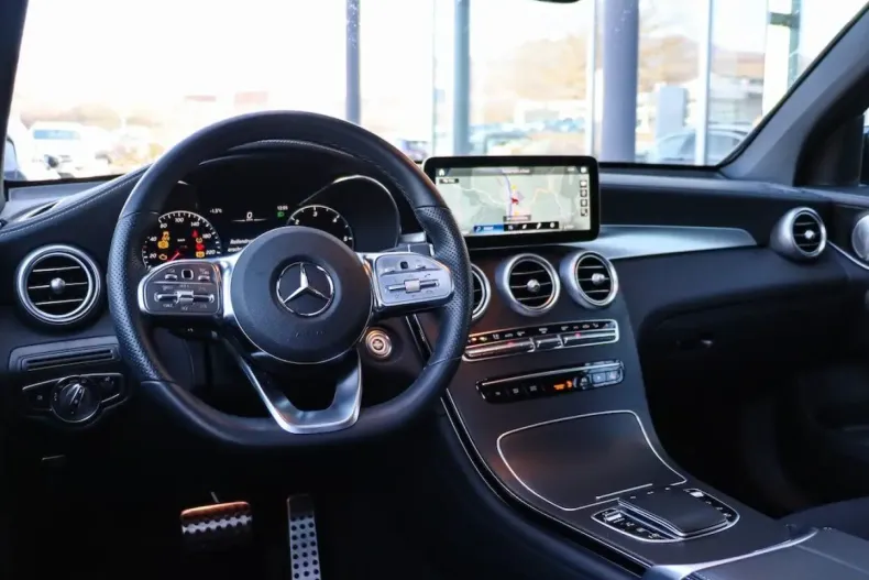 Mercedes-Benz GLC 300 (Clasa GLC) din 2023 cu 27.900 km - oferta MER188912 - foto 14