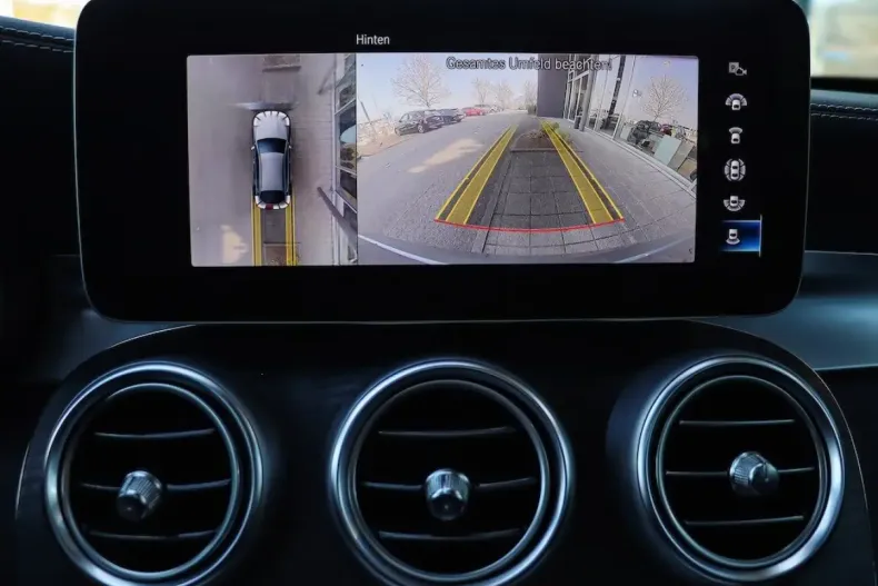 Mercedes-Benz GLC 300 (Clasa GLC) din 2023 cu 27.900 km - oferta MER188912 - foto 19