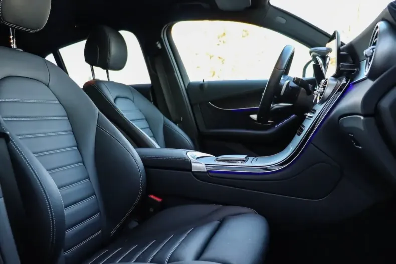 Mercedes-Benz GLC 300 (Clasa GLC) din 2023 cu 27.900 km - oferta MER188912 - foto 21