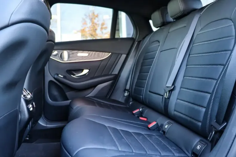 Mercedes-Benz GLC 300 (Clasa GLC) din 2023 cu 27.900 km - oferta MER188912 - foto 27