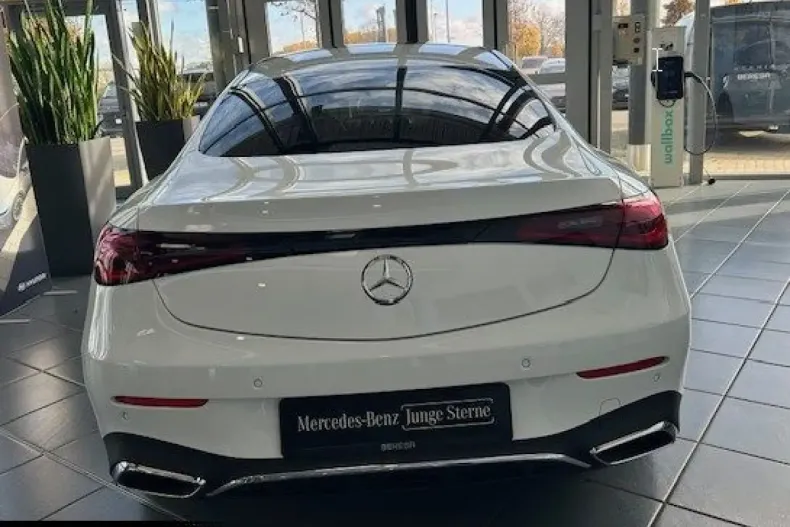 Mercedes-Benz CLE 200 (Clasa CLE) din 2025 cu 5.500 km - oferta MER188913 - foto 5