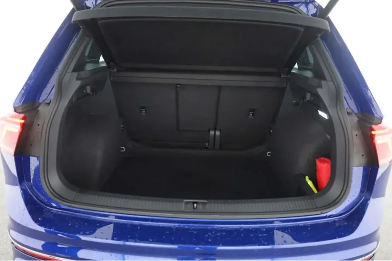 Volkswagen Tiguan din 2022 cu 49.524 km - oferta VOL188916 - foto 11