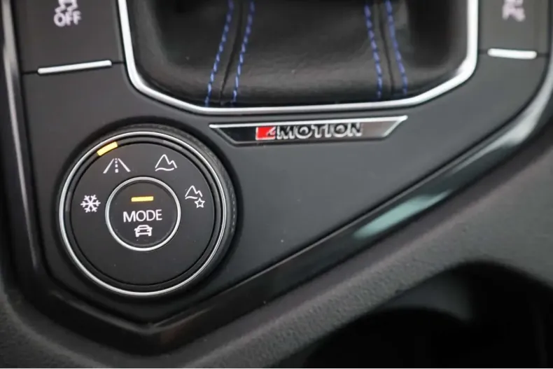 Volkswagen Tiguan din 2022 cu 49.524 km - oferta VOL188916 - foto 19