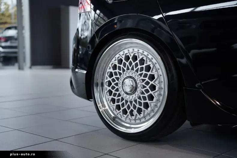 Volkswagen Golf din 2023 cu 22.906 km - oferta VOL188917 - foto 17