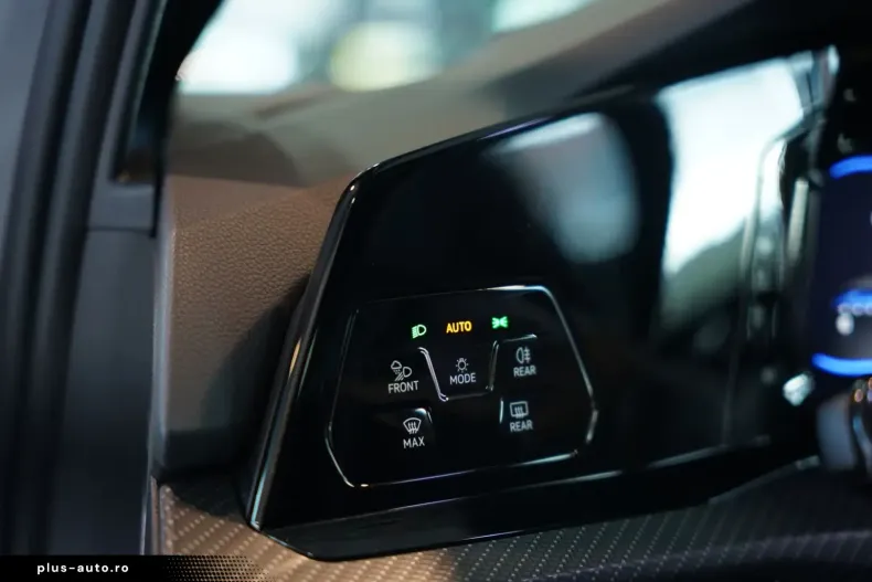 Volkswagen Golf din 2023 cu 22.906 km - oferta VOL188917 - foto 29