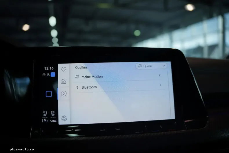 Volkswagen Golf din 2023 cu 22.906 km - oferta VOL188917 - foto 36