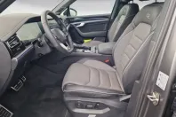 Volkswagen Touareg din 2024 cu 39.756 km - oferta VOL188918 - foto 7