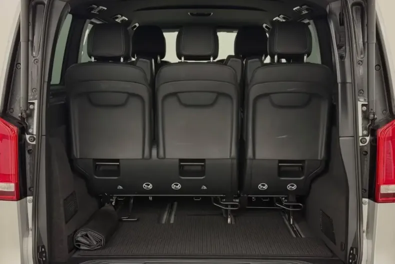 Mercedes-Benz V 250 (Clasa V) din 2024 cu 31.000 km - oferta MER188919 - foto 26