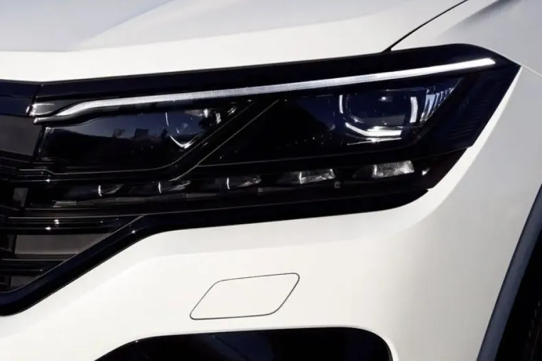 Volkswagen Touareg din 2023 cu 41.900 km - oferta VOL188920 - foto 7