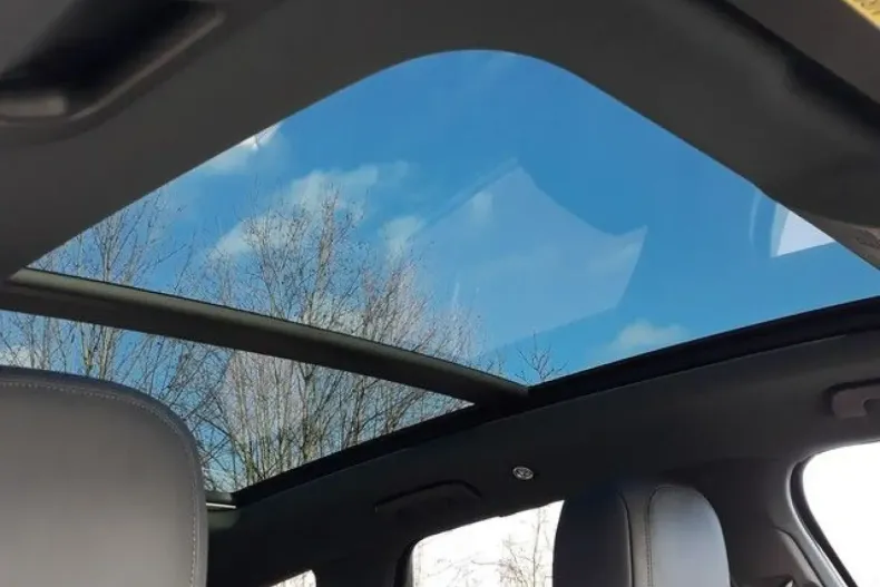 Volkswagen Touareg din 2023 cu 41.900 km - oferta VOL188920 - foto 31