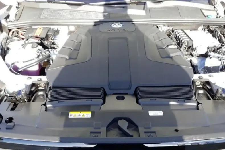 Volkswagen Touareg din 2023 cu 41.900 km - oferta VOL188920 - foto 32