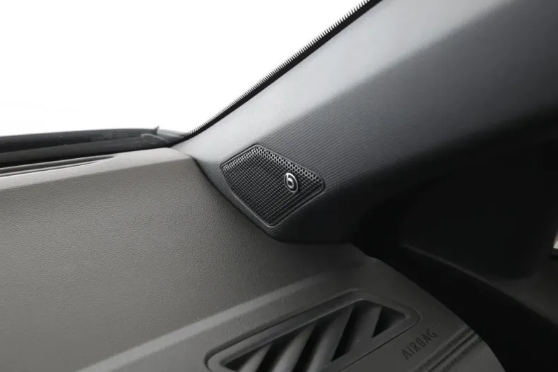 Volkswagen T-Roc din 2024 cu 13.550 km - oferta VOL188921 - foto 13