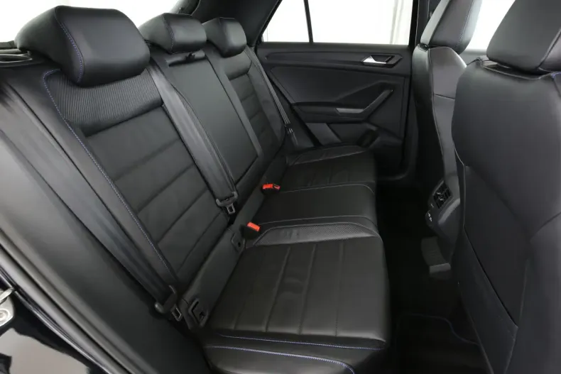 Volkswagen T-Roc din 2024 cu 13.550 km - oferta VOL188921 - foto 14