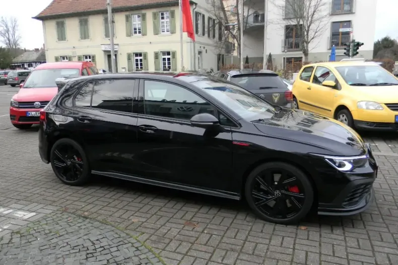 Volkswagen Golf din 2023 cu 17.500 km - oferta VOL188922 - foto 4