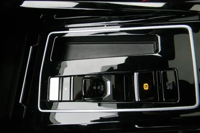 Volkswagen Golf din 2023 cu 17.500 km - oferta VOL188922 - foto 12