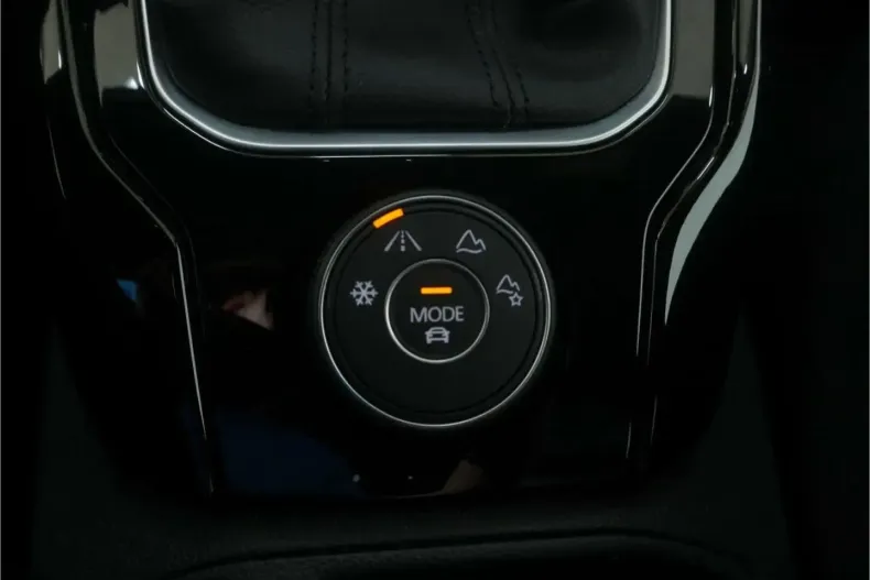 Volkswagen T-Roc din 2024 cu 7.239 km - oferta VOL188923 - foto 29