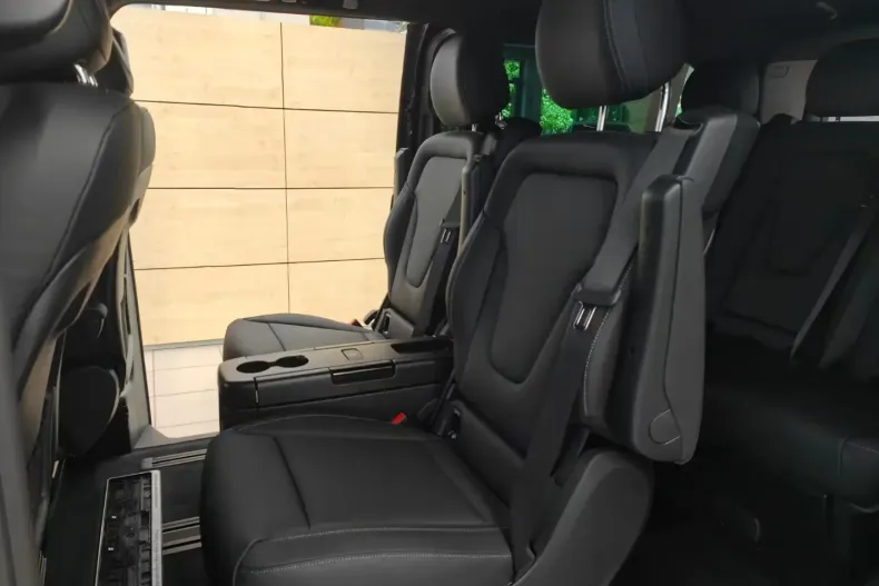 Mercedes-Benz V 250 (Clasa V) din 2025 cu 32.000 km - oferta MER188925 - foto 9