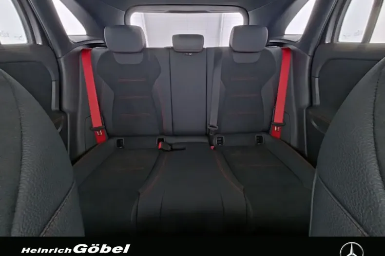 Mercedes-Benz GLA 35 AMG (Clasa GLA) din 2025 cu 11.279 km - oferta MER188926 - foto 7