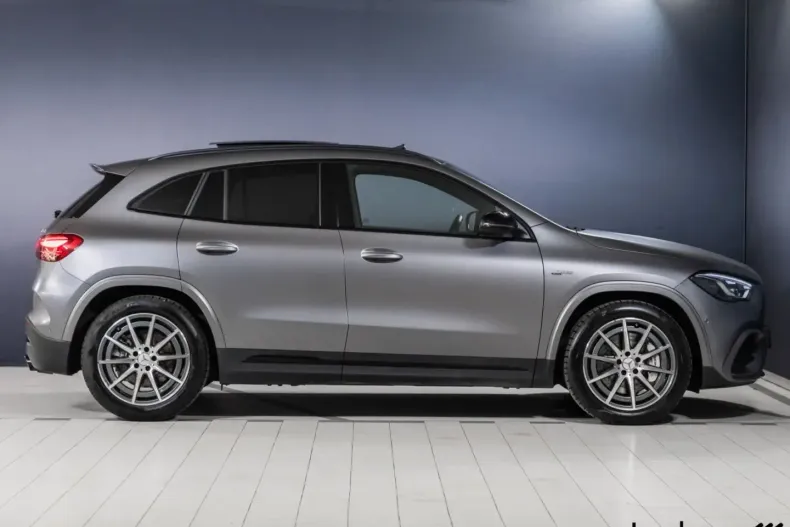 Mercedes-Benz GLA 35 AMG (Clasa GLA) din 2024 cu 17.757 km - oferta MER188927 - foto 4