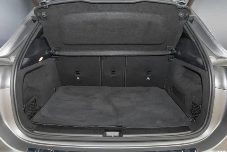 Mercedes-Benz GLA 35 AMG (Clasa GLA) din 2024 cu 17.757 km - oferta MER188927 - foto 8