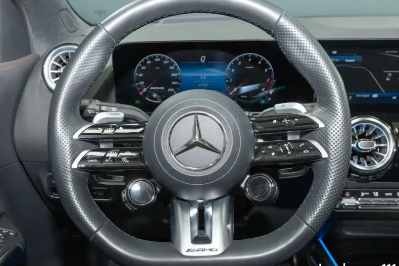 Mercedes-Benz GLA 35 AMG (Clasa GLA) din 2024 cu 17.757 km - oferta MER188927 - foto 19