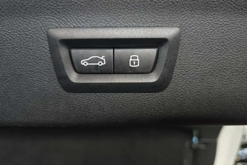 BMW X4 M (Seria X) din 2024 cu 40.055 km - oferta BMW188940 - foto 24