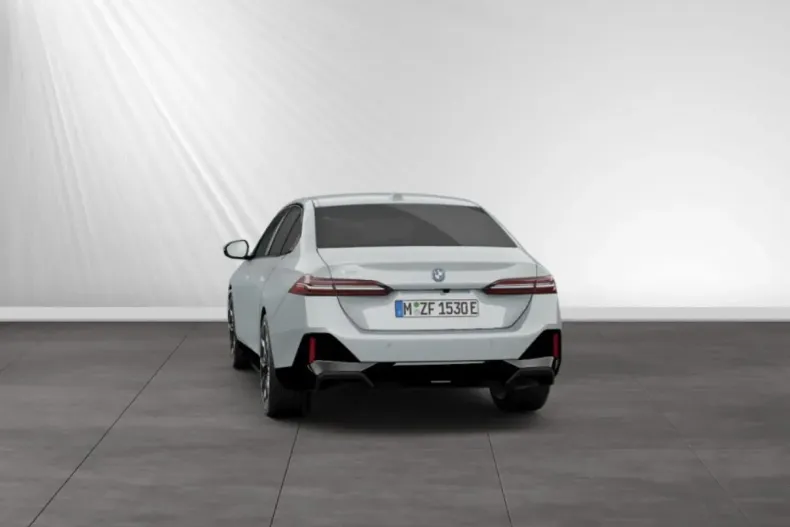 BMW 550 (Seria 5) din 2024 cu 54.200 km - oferta BMW188945 - foto 9