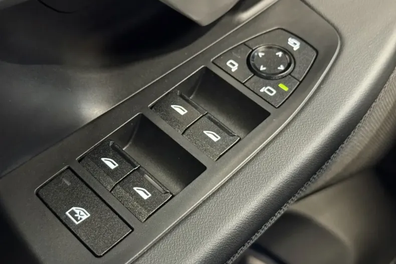 BMW 550 (Seria 5) din 2024 cu 8.000 km - oferta BMW188946 - foto 23