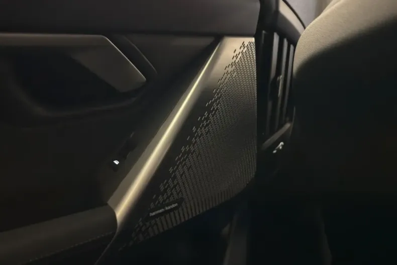 BMW 550 (Seria 5) din 2024 cu 8.000 km - oferta BMW188946 - foto 31