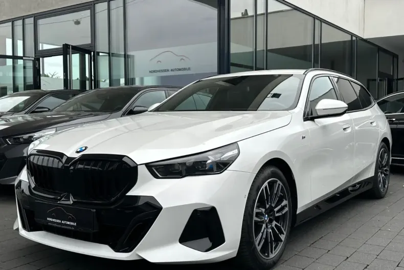 BMW 520 (Seria 5) din 2024 cu 25.320 km - oferta BMW188948 - foto 1