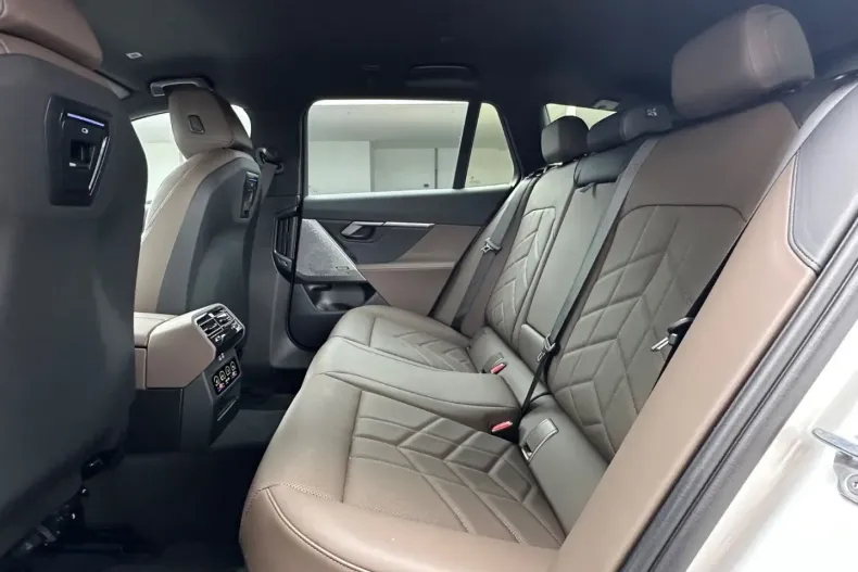 BMW 520 (Seria 5) din 2024 cu 25.320 km - oferta BMW188948 - foto 15