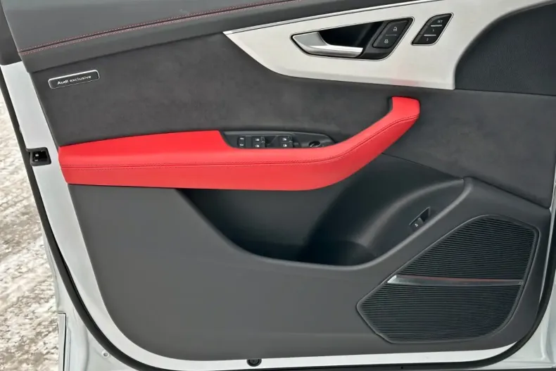 Audi Q8 din 2023 cu 48.590 km - oferta AUD188950 - foto 6