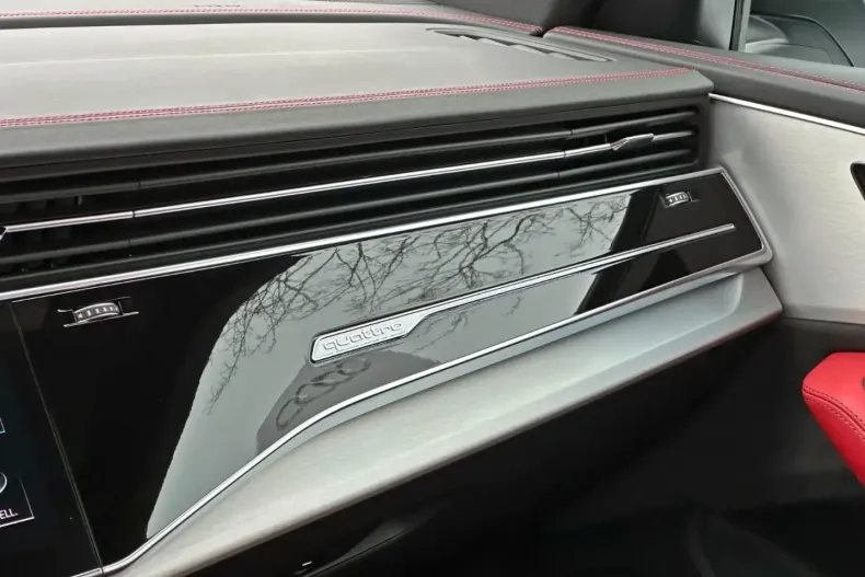 Audi Q8 din 2023 cu 48.590 km - oferta AUD188950 - foto 24