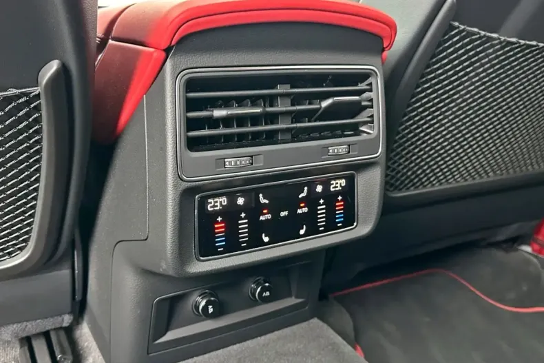 Audi Q8 din 2023 cu 48.590 km - oferta AUD188950 - foto 27