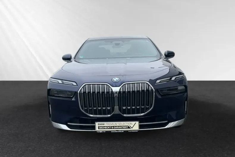 BMW 750 (Seria 7) din 2024 cu 19.150 km - oferta BMW188951 - foto 1
