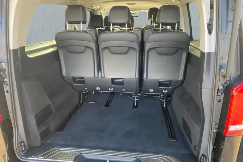 Mercedes-Benz V 300 (Clasa V) din 2024 cu 51.645 km - oferta MER188952 - foto 13