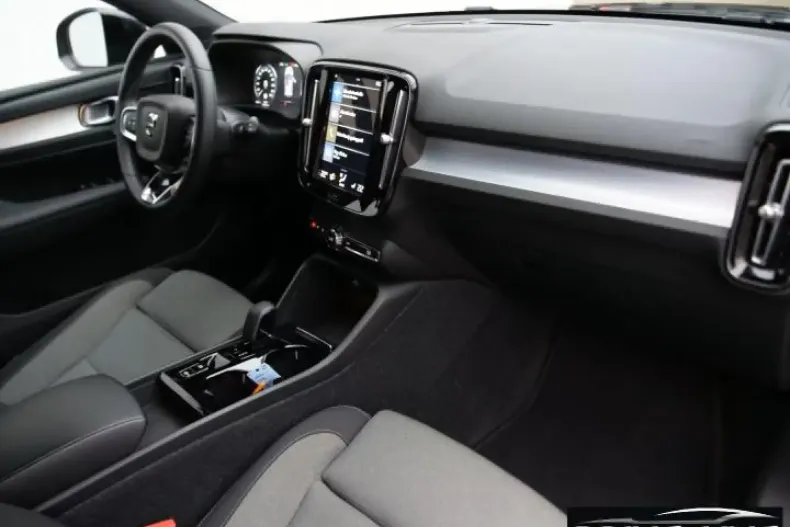 Volvo XC60 din 2022 cu 47.293 km - oferta VOL188954 - foto 14