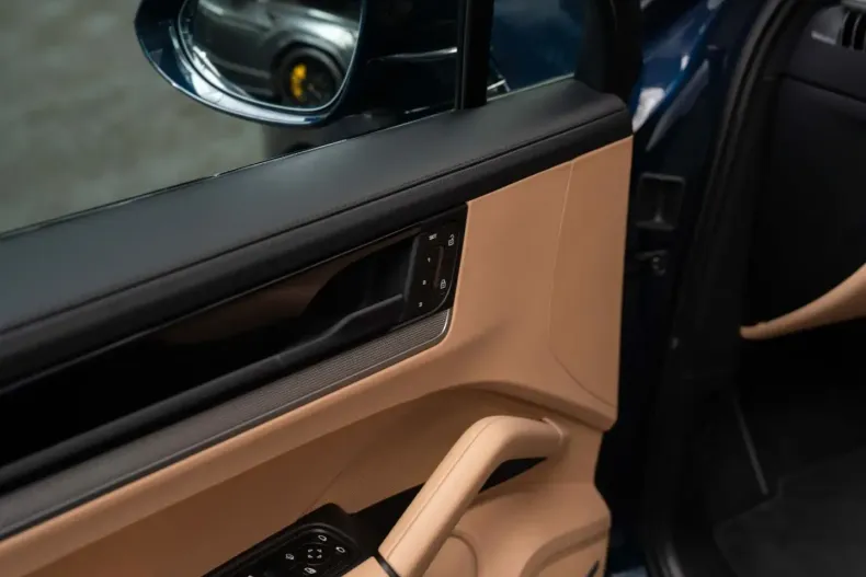 Porsche Cayenne din 2025 cu 10.000 km - oferta POR188956 - foto 18