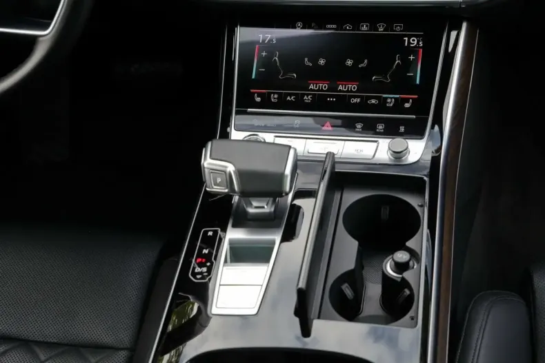 Audi A8 din 2022 cu 66.130 km - oferta AUD188972 - foto 7