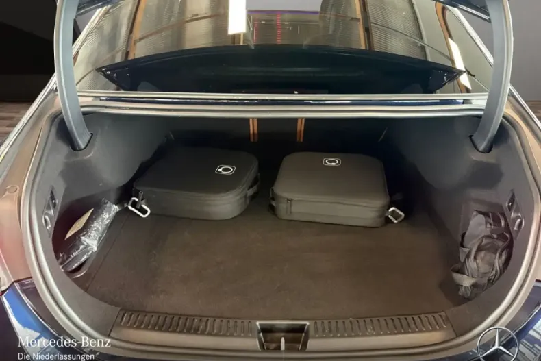 Mercedes-Benz E 300 (Clasa E) din 2024 cu 38.352 km - oferta MER188977 - foto 14