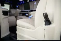 Mercedes-Benz V 300 (Clasa V) din 2023 cu 10.000 km - oferta MER188978 - foto 12